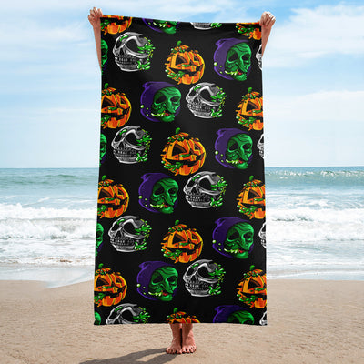 Radballs Happy Halloween Beach Towel